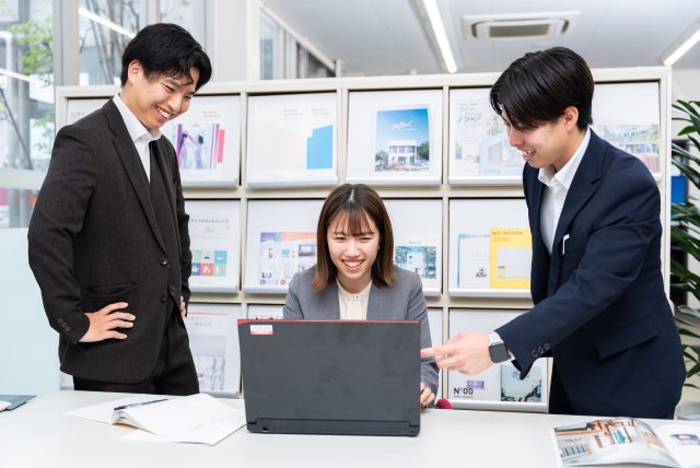 営業メンバーの撮影♪